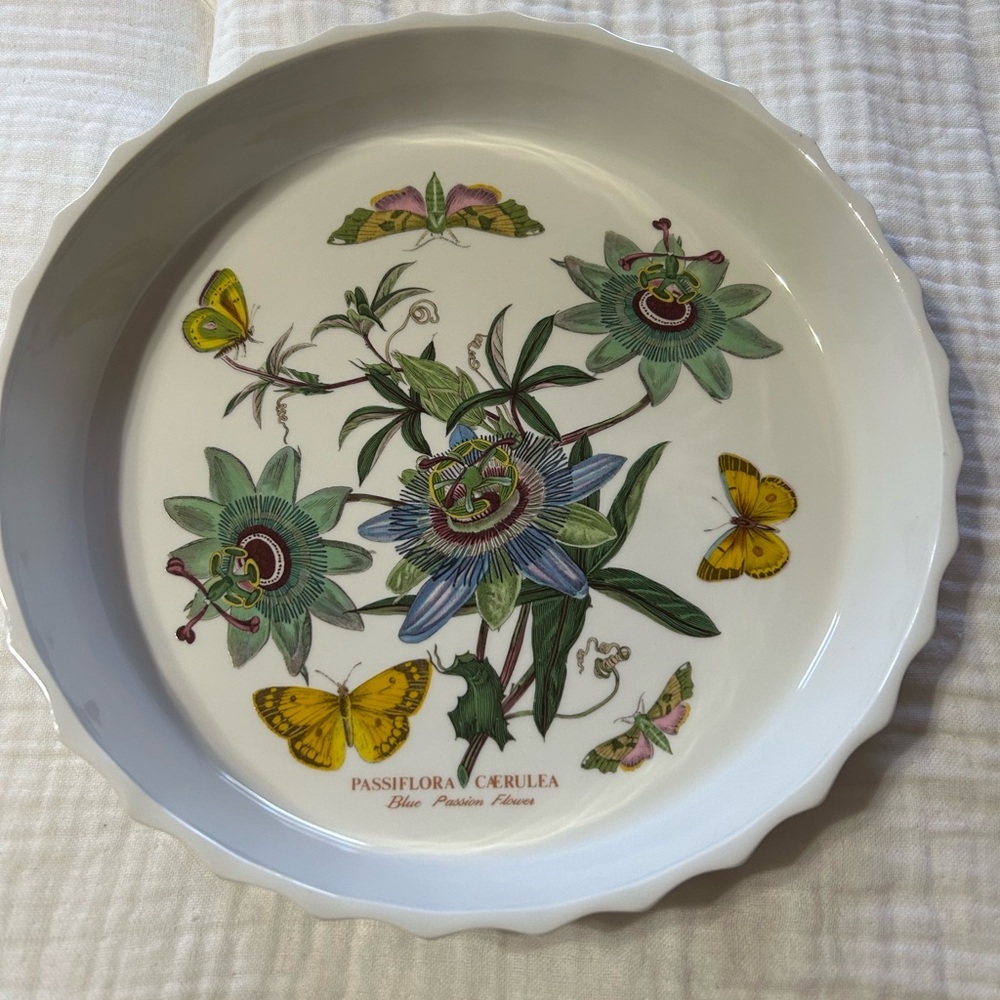 Portmeirion Botanic Garden Blue Passion Flower quiche Flan dish